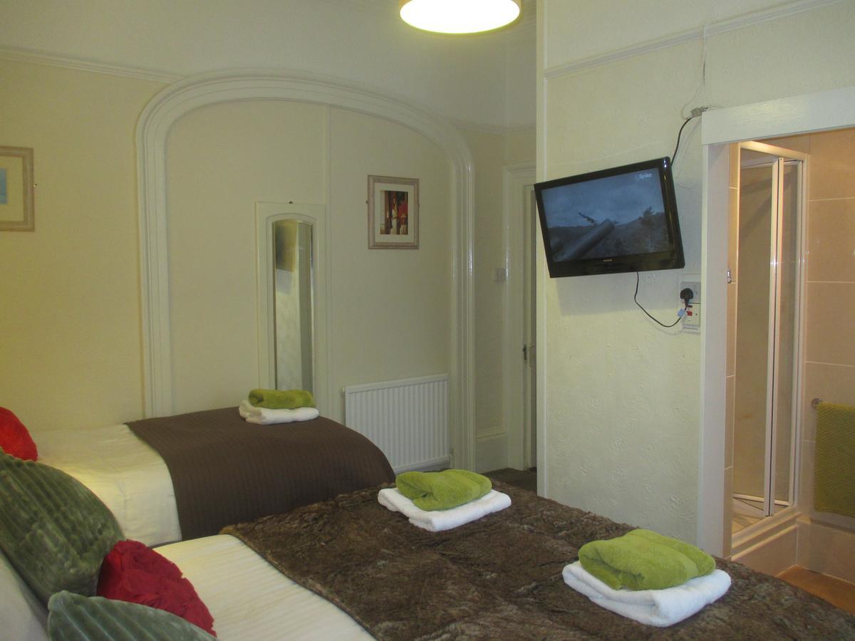 פלימות' Caledonia Guest House מראה חיצוני תמונה
