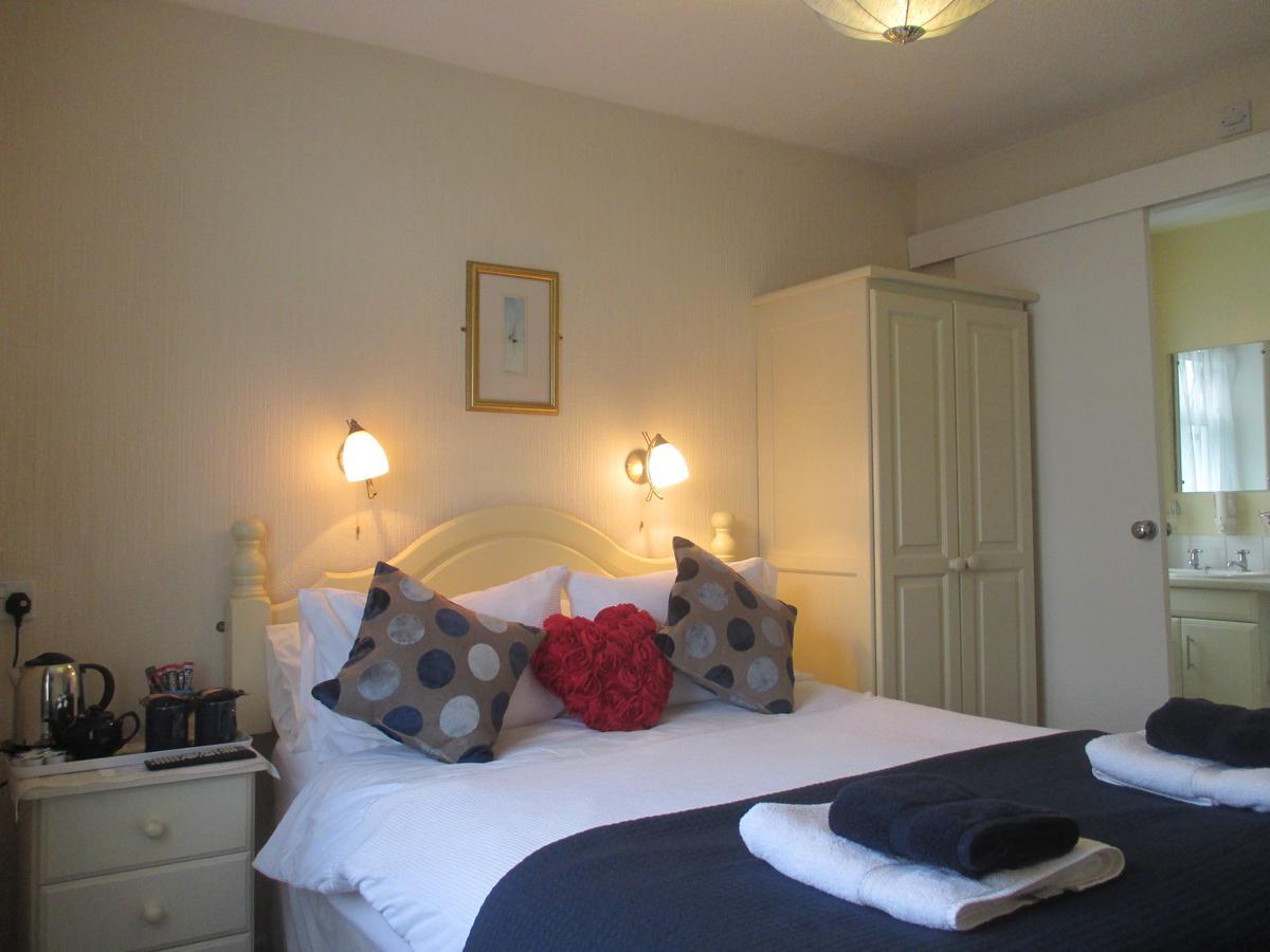 פלימות' Caledonia Guest House מראה חיצוני תמונה