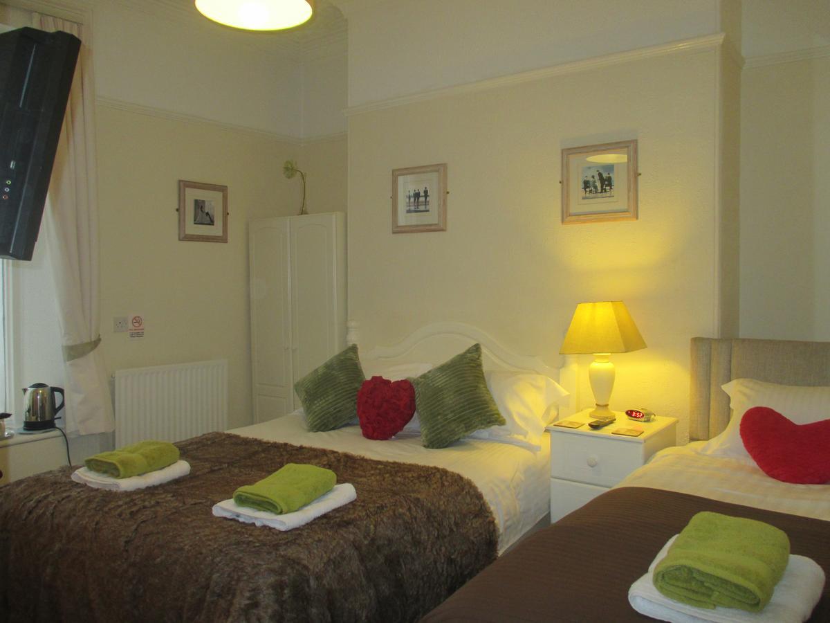 פלימות' Caledonia Guest House מראה חיצוני תמונה