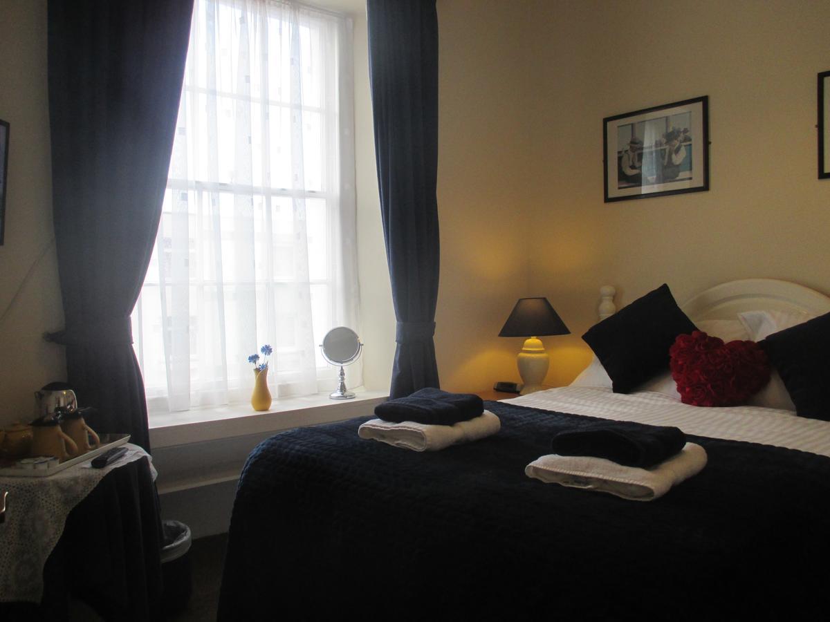 פלימות' Caledonia Guest House מראה חיצוני תמונה