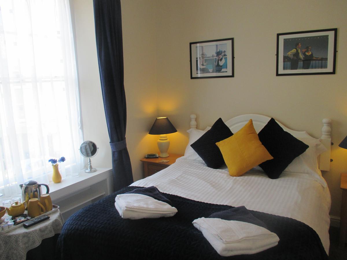פלימות' Caledonia Guest House מראה חיצוני תמונה